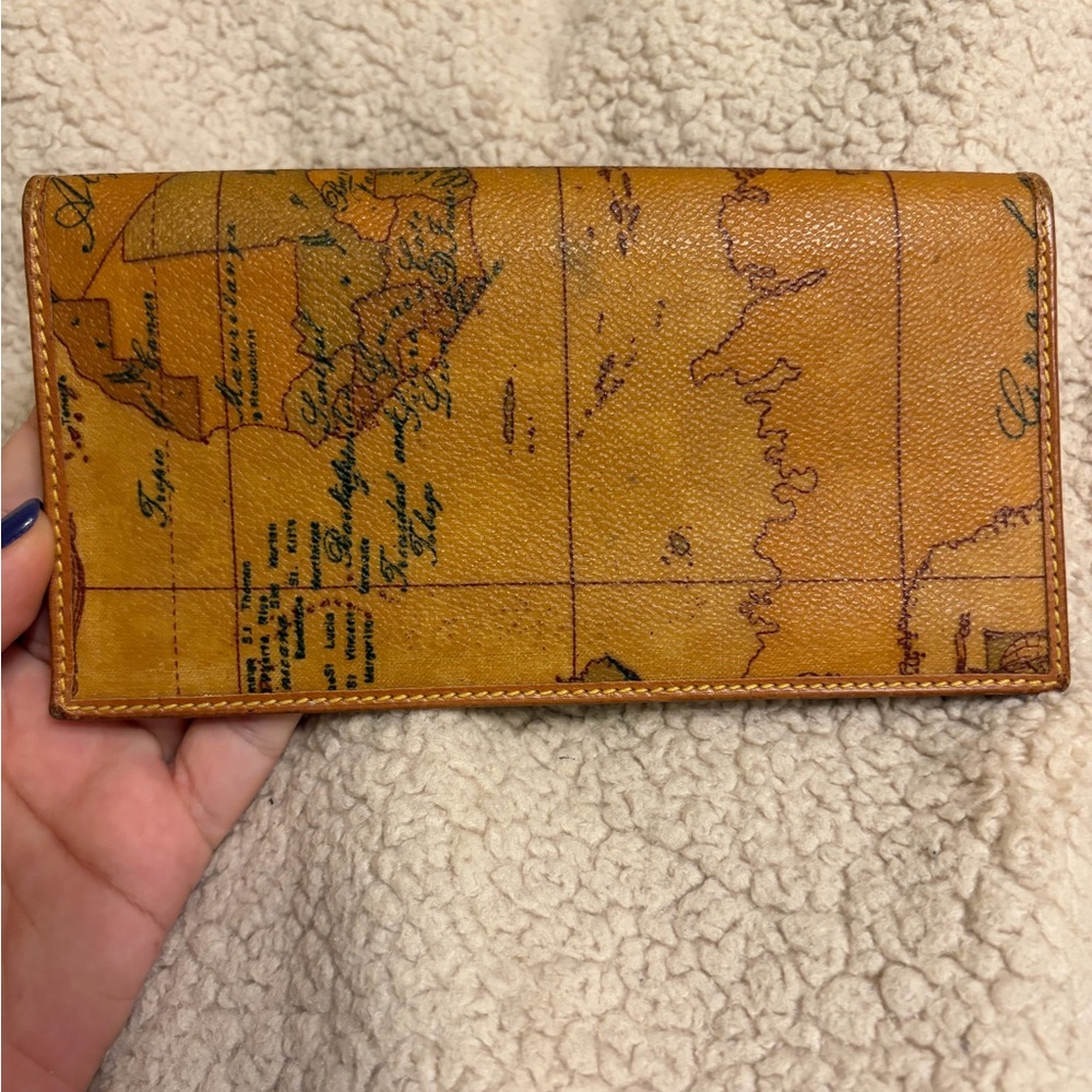 Alviero Martini Italian Leather Wallet - Picture 3 of 11